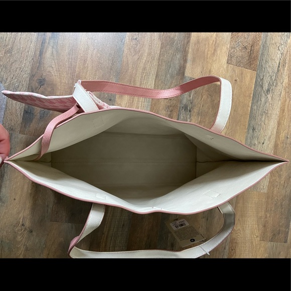 G.H. Bass & Co. Bag - Picture 11 of 12